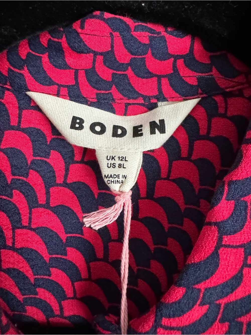 Boden Kate Midi Shirt Dress in Pop Peony Geo Pattern (Red/Navy). NEW with TAGS!! - Picture 4 of 4